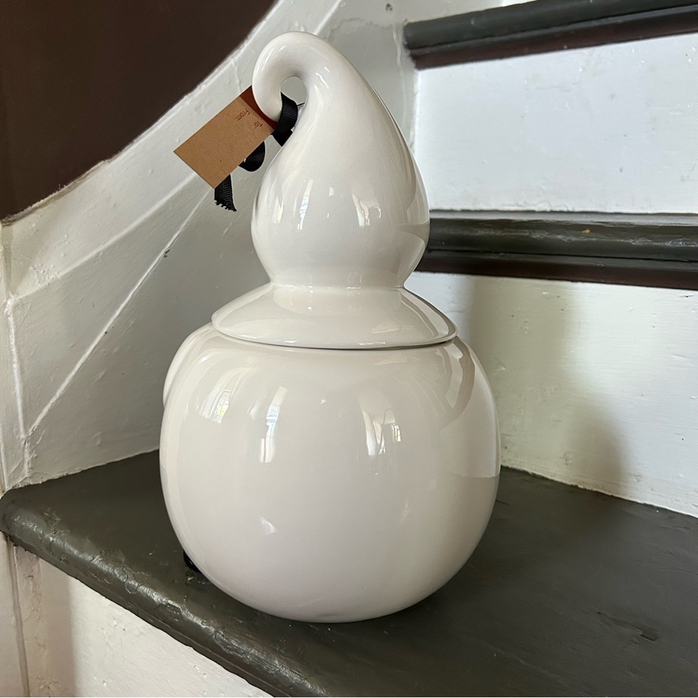 Johanna Parker Large Ghost Cookie Jar - Picture 5 of 12